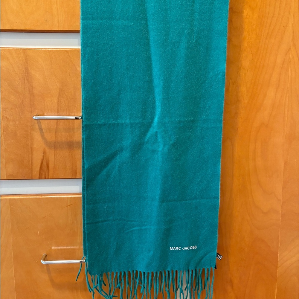 Marc Jacobs Vintage 💯 Cashmere Green Fringe Scarf 54”